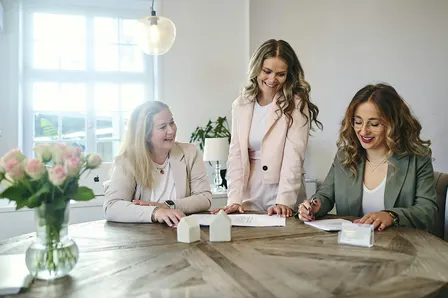 Frauen Immobilien Zukunft. Smart women. Smart decisions