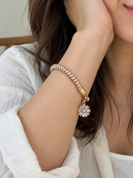A Little Space for Me: Bracelet-Making Workshop