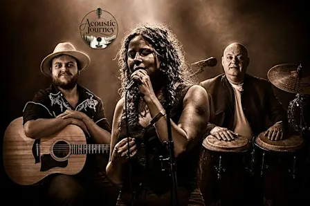 Acoustic Journey in Theater 't Kapelletje