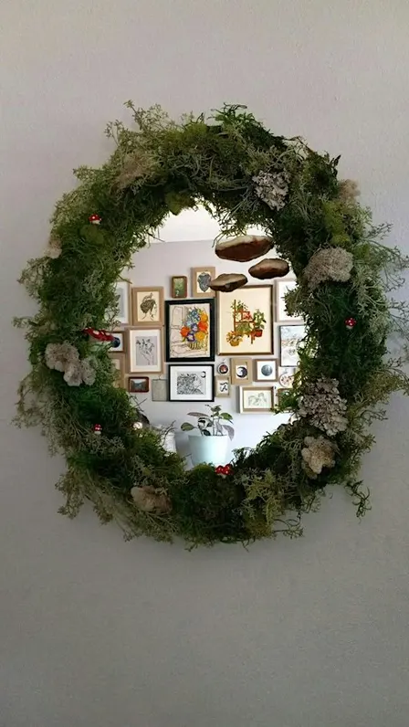 Fall Crafternoon: A cozy gathering for seasonal food and crafting.