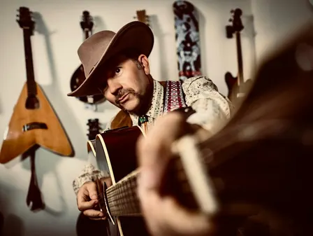 Dwight Knight at the Viper Room (Acoustic Lounge)