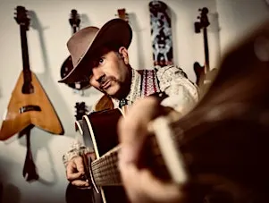 Dwight Knight at the Viper Room (Acoustic Lounge)