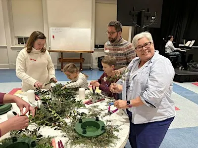 Make Your Own Advent Wreath