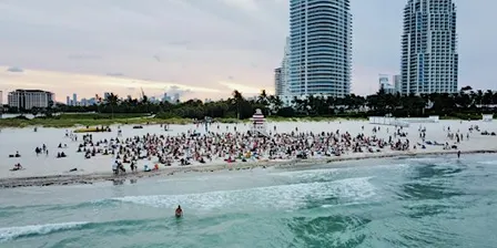 New Moon Beach Mat Pilates, Yoga & Meditation | 840 Miami
