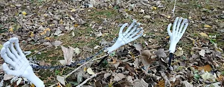 The Spooky Farm, Graveyard & Wound Clinic
