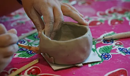 Hecho a mano | Taller de modelado a mano con arcilla, con el Maestro artesa