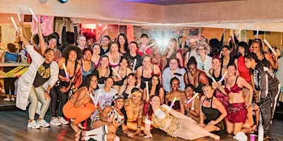 GLOW TWERKNSWEAT