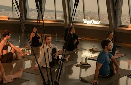 Entrada a clase de Yoga en el Mirador Torre Glòries Barcelona