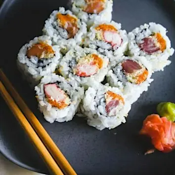 In-person class: The Art of Sushi Making (Honolulu)