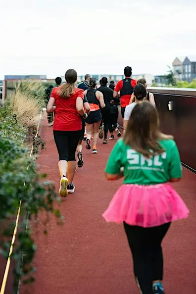 ROOFTOP RUN | Music-Powered Intervals on Rooftop Track