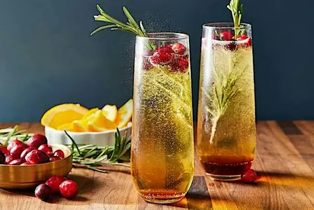 Holiday Cocktail Class with Nicole