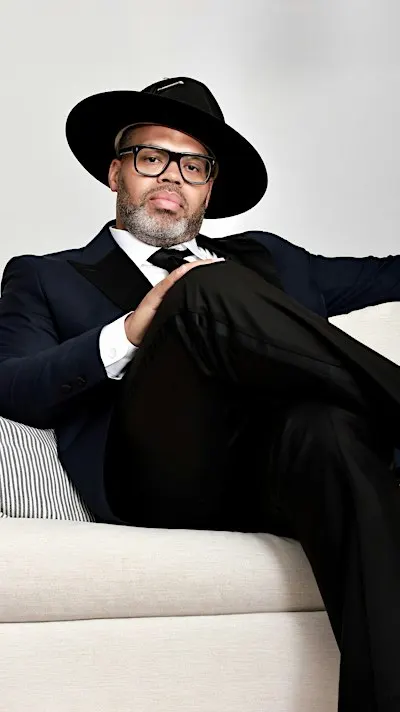 Pete’s Upscale Production Presents: An Intimate Evening with Eric Roberson