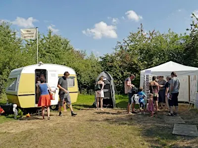 In Conversation: The Caravan Gallery
