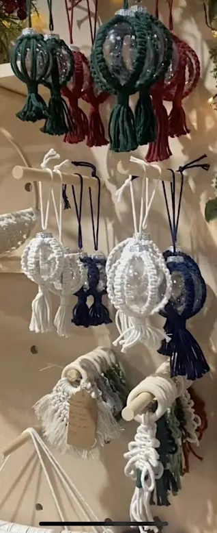 Indimoments Macrame Bauble Workshop