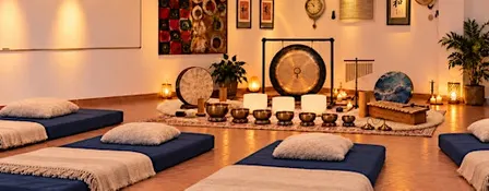 Herzliya: Sound Healing Experience with Tibetan Bowls & Gong