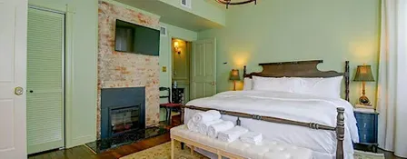Christmas at Aisling House: VIP Overnight Family Suite