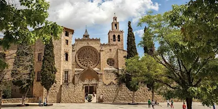 Visita al Monestir de Sant Cugat con Audioguía