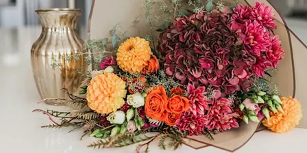 Fall Flower Bar: Create Your Own Autumn Bouquet | Calgary