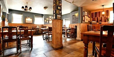 ZEST Singles walk - Darts Farm  to The Lighter Inn for Sunday lunch