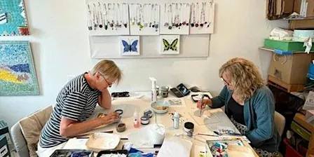 Make your own glass coasters and dichroic pendant in my workshops