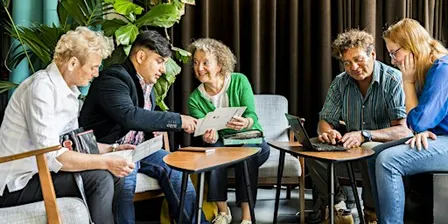 Duidelijke taal spreken en conversatie stimuleren voor taalvrijwilligers