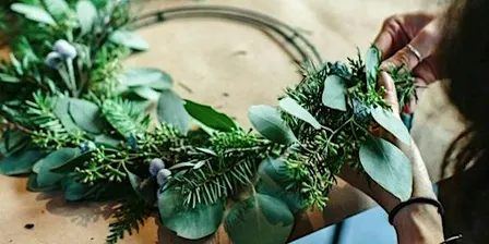 Make Your Own Foraged Wreath with Lacey Walker