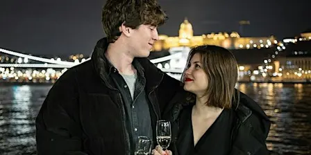 Budapest: Sightseeing Cruise with Choosable Drinks on the Danube