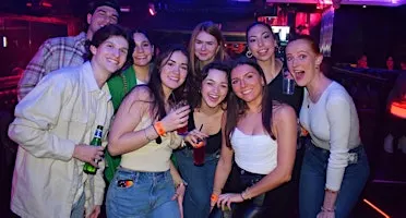 4 Hour - Shanghai Pub Crawl (Bar-hopping/Nightlife Tour)