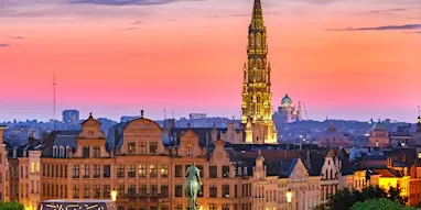 Crack the codes of Brussels with our thrilling outdoor escape game!