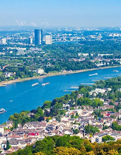 Discover Bonn’s hidden treasures with a scavenger hunt by World City Trail!