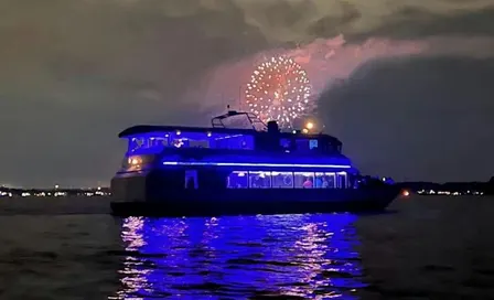 Copy of MPB - Middle River Lighted Boat Parade-Family Friendly