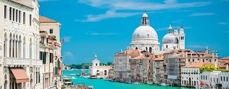 Unravel the secrets of Venice with an engaging outdoor escape game!
