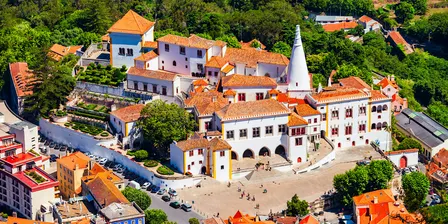 Discover Sintra with a captivating scavenger hunt by World City Trail!