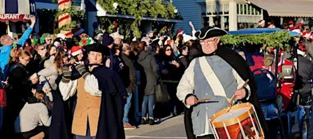 Kennebunkport's Christmas Prelude: Annual Hat Parade