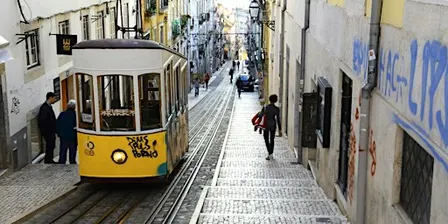 The Downtown Tour - Where Lisbon's Nightlife Begins