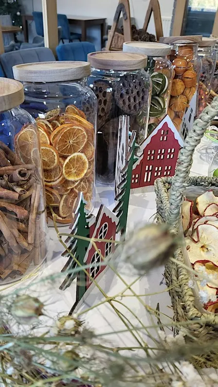 Winter wreath making workshop