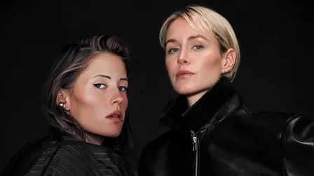 Charlotte de Witte B2B KI/KI