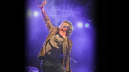Bouldou, Mona Murray & Sticky Fingers play The Stones & Tina Turner
