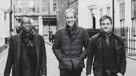 Mike & The Mechanics: VIP Experience