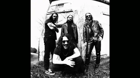 Hole in the sky (F) + Bombtracks (F)