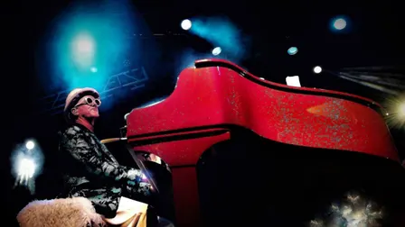 Elton Dan & The Rocket Band At Rose Park