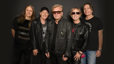 Honeymoon Suite