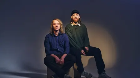 NEØV