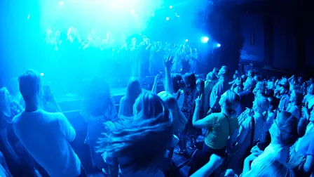 OSLO HIT ENSEMBLE KLUBB X DJ URSULA – Flyttet til Amaru (Youngs nede)