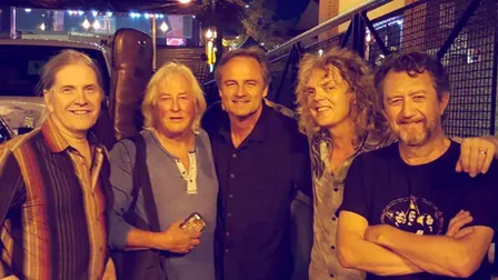 Carl Dixon