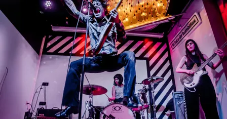 THE SCHIZOPHONICS - Burning Floor Tour With Special Guest Descartes A Kant and Suede Brain