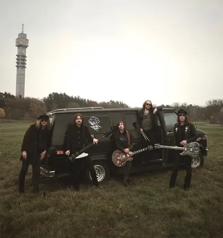 THE HELLACOPTERS + GLUECIFER - Respect The Rock - Australia