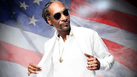 West Coast Takeover Feat. Snoop Dogg (DJ Snoopadelic)