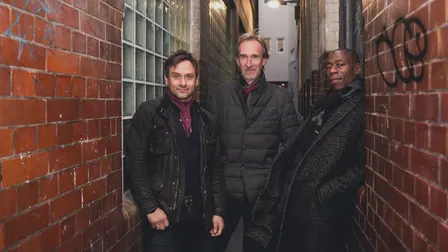 Mike & The Mechanics - Back on Track! 2027 Tour