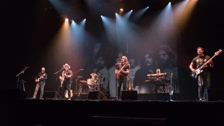 Take It To The Limit  La Musique et l Heritage des Eagles